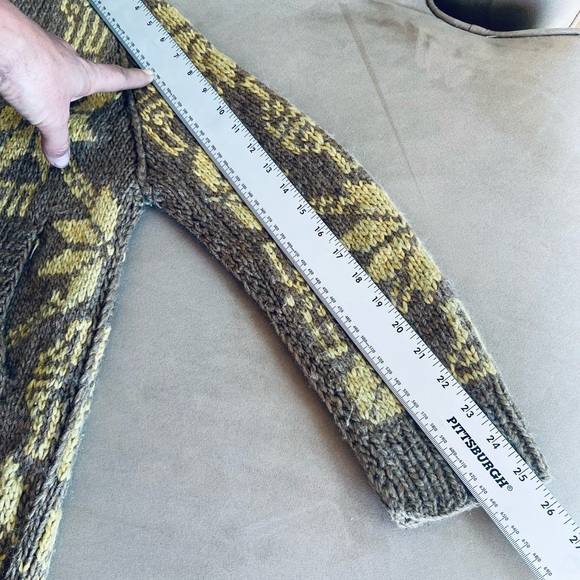 Handmade Wool Cardigan Sweater w/ Big Bold Beautiful Collar - Picture 11 of 11